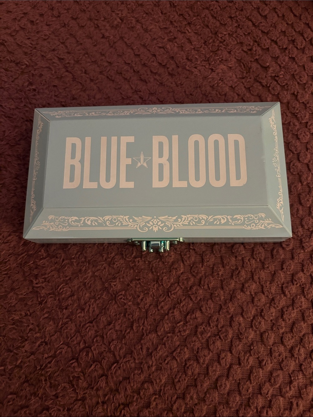 ✨💙NWT Jeffree Star Blue Blood Eyeshadow Palette💙✨